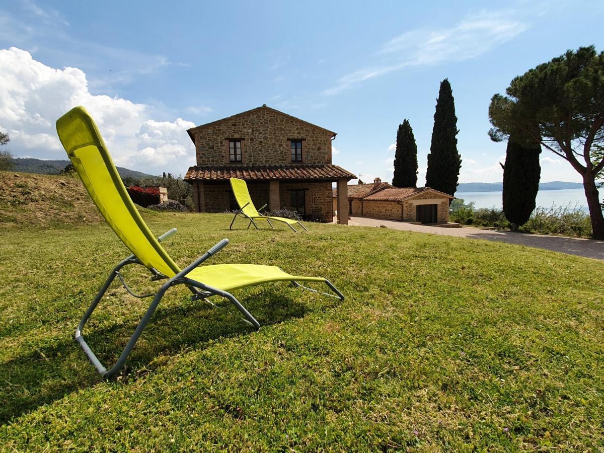 Aparthotel Antico Casale Tiravento Passignano sul Trasimeno Exterior foto