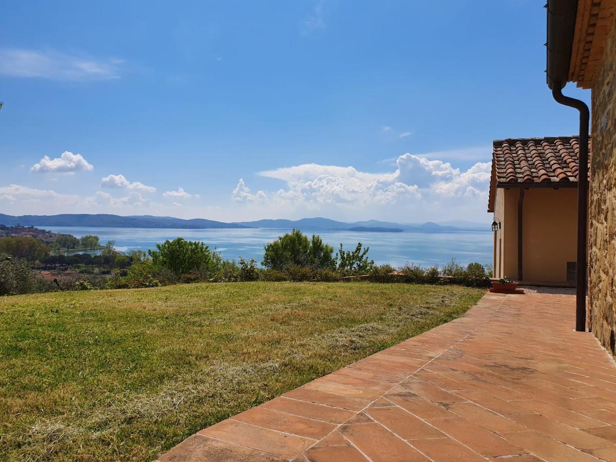 Aparthotel Antico Casale Tiravento Passignano sul Trasimeno Exterior foto