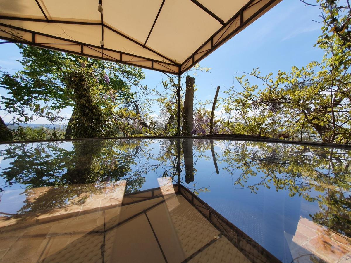 Aparthotel Antico Casale Tiravento Passignano sul Trasimeno Exterior foto